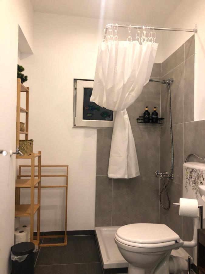 Gruene Oase Mit Balkon I Eg Lejlighed Duisburg Eksteriør billede